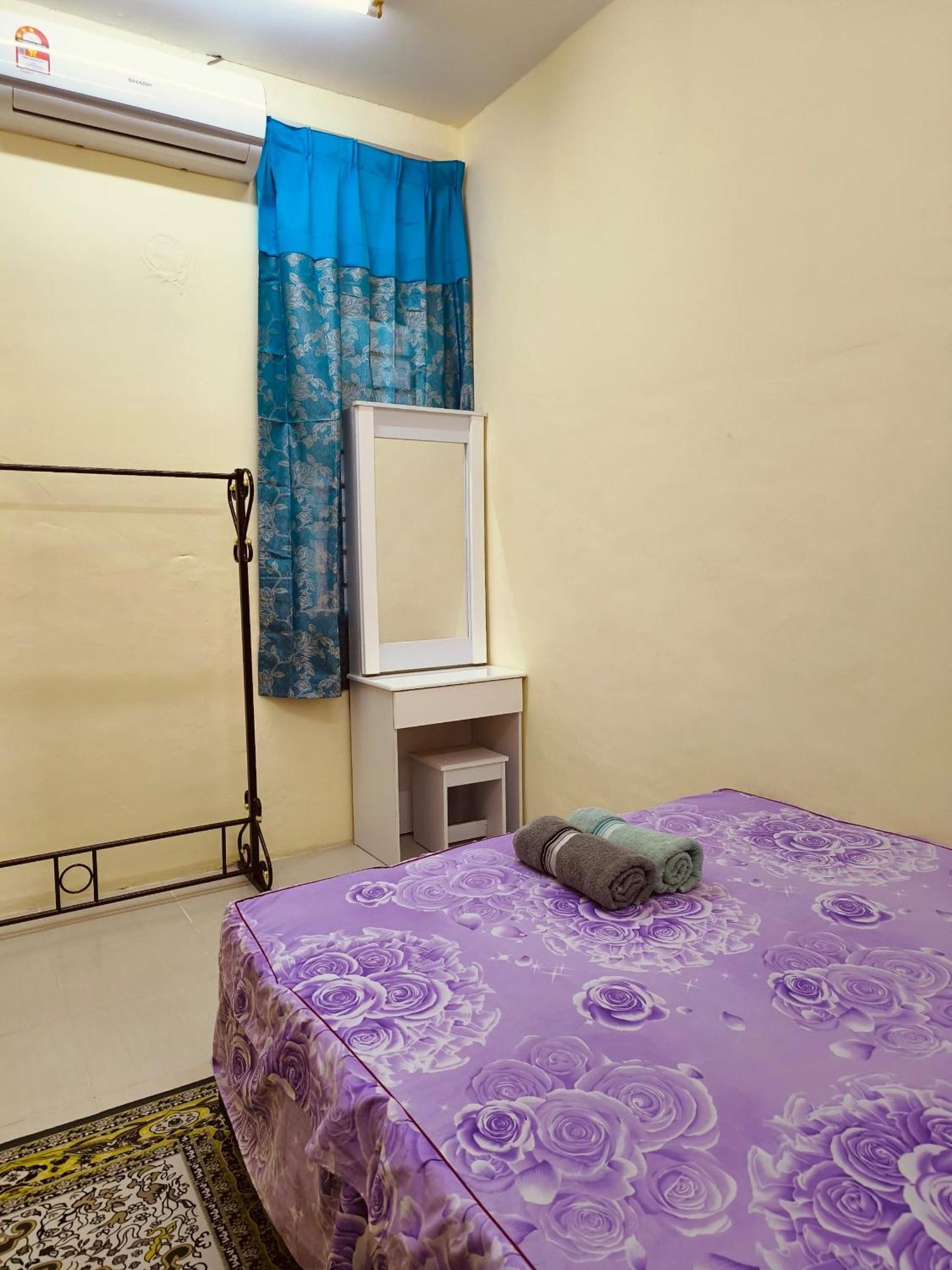 Wafiy Homestay Macang Exterior foto